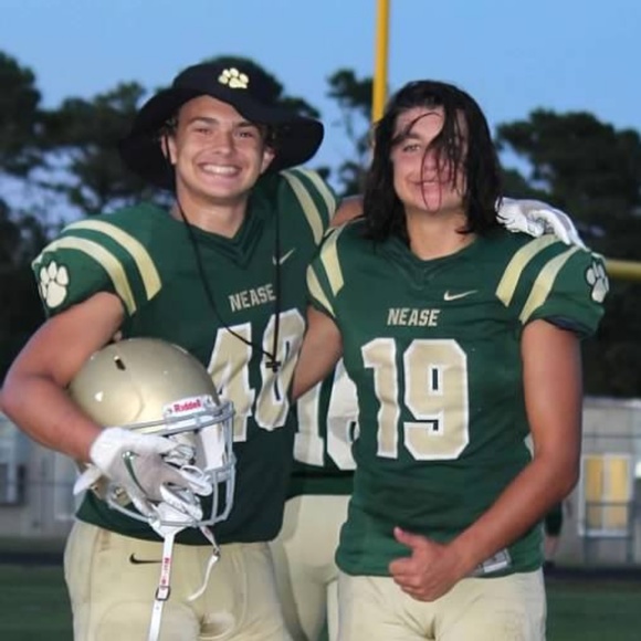 Meet your Posher, Alex - Picture 1 of 1